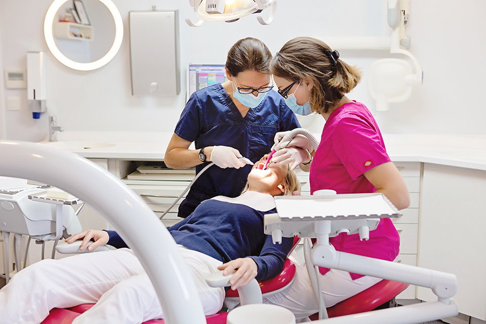 Salle de soins dentaires Traitements dentaires Dentiste Bayeux